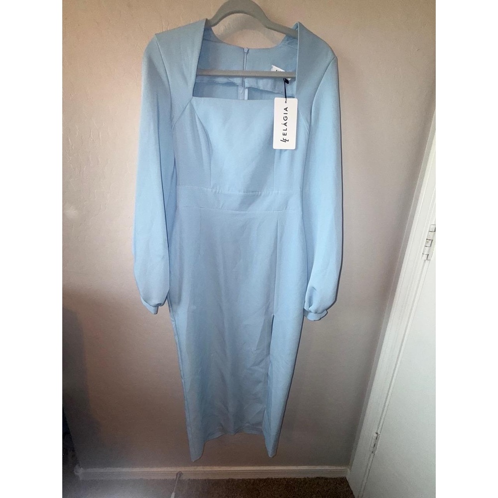 NWT ELÁGIA Dress Womens Medium Light Blue Long Sleeve Square Neckline Midi Chic